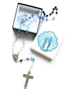 ROSARIO CRISTAL AZUL MATIZADO VIRGEN RAYOS CAJA /RE1637